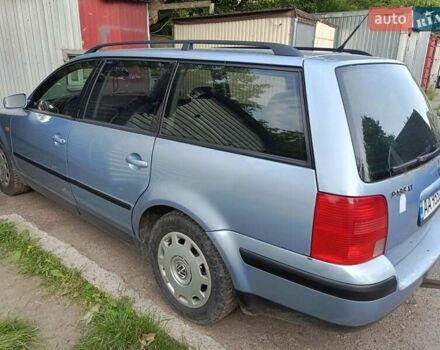 Серый Фольксваген Пассат, объемом двигателя 1.6 л и пробегом 395 тыс. км за 3200 $, фото 4 на Automoto.ua