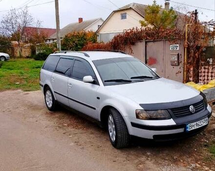 Серый Фольксваген Пассат, объемом двигателя 1.9 л и пробегом 450 тыс. км за 3000 $, фото 2 на Automoto.ua