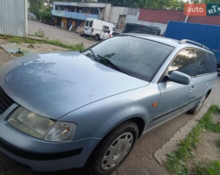 Серый Фольксваген Пассат, объемом двигателя 1.6 л и пробегом 395 тыс. км за 3200 $, фото 5 на Automoto.ua