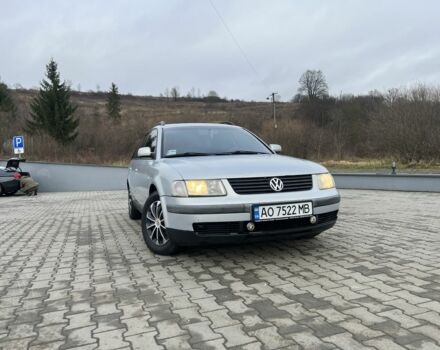 Серый Фольксваген Пассат, объемом двигателя 1.8 л и пробегом 350 тыс. км за 2599 $, фото 1 на Automoto.ua