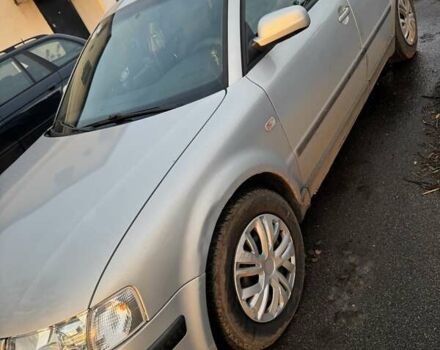 Серый Фольксваген Пассат, объемом двигателя 1.78 л и пробегом 358 тыс. км за 3900 $, фото 1 на Automoto.ua