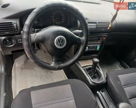 Серый Фольксваген Пассат, объемом двигателя 1.9 л и пробегом 450 тыс. км за 2999 $, фото 19 на Automoto.ua