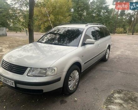 Серый Фольксваген Пассат, объемом двигателя 1.6 л и пробегом 255 тыс. км за 3300 $, фото 6 на Automoto.ua