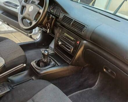 Серый Фольксваген Пассат, объемом двигателя 1.9 л и пробегом 250 тыс. км за 3500 $, фото 4 на Automoto.ua