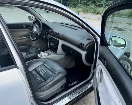 Серый Фольксваген Пассат, объемом двигателя 1.8 л и пробегом 400 тыс. км за 2000 $, фото 9 на Automoto.ua