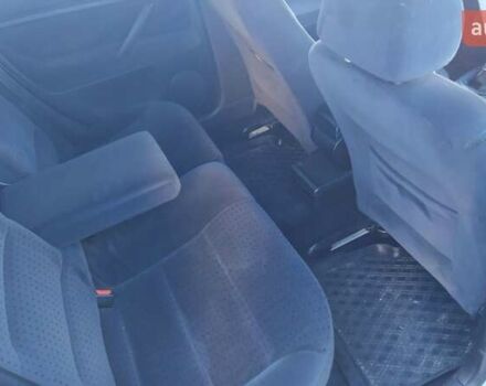 Сірий Фольксваген Пассат, об'ємом двигуна 1.6 л та пробігом 333 тис. км за 3400 $, фото 14 на Automoto.ua