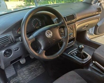 Серый Фольксваген Пассат, объемом двигателя 1.9 л и пробегом 250 тыс. км за 3500 $, фото 9 на Automoto.ua