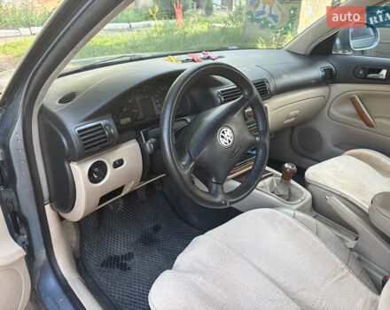 Сірий Фольксваген Пассат, об'ємом двигуна 1.9 л та пробігом 483 тис. км за 3700 $, фото 13 на Automoto.ua