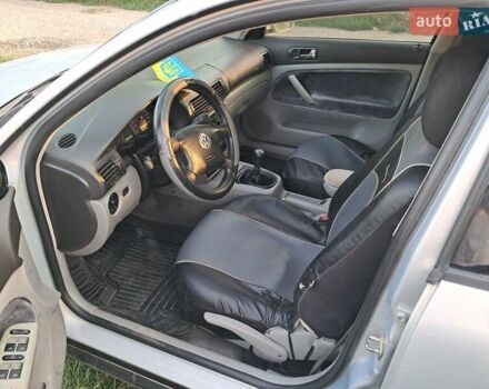 Серый Фольксваген Пассат, объемом двигателя 1.8 л и пробегом 359 тыс. км за 3500 $, фото 2 на Automoto.ua