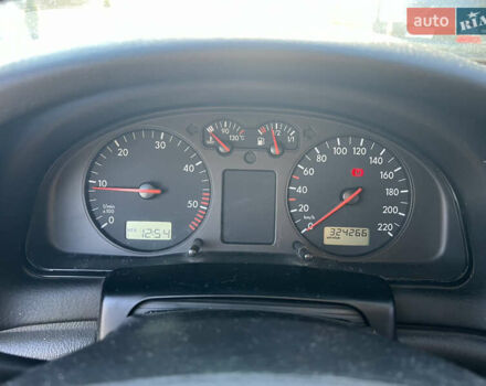 Сірий Фольксваген Пассат, об'ємом двигуна 1.9 л та пробігом 320 тис. км за 3999 $, фото 12 на Automoto.ua