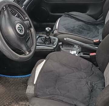 Серый Фольксваген Пассат, объемом двигателя 1.6 л и пробегом 187 тыс. км за 3500 $, фото 2 на Automoto.ua