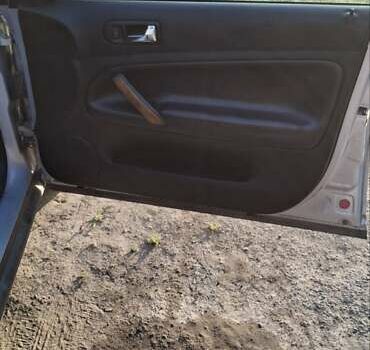 Серый Фольксваген Пассат, объемом двигателя 2.5 л и пробегом 400 тыс. км за 3200 $, фото 2 на Automoto.ua