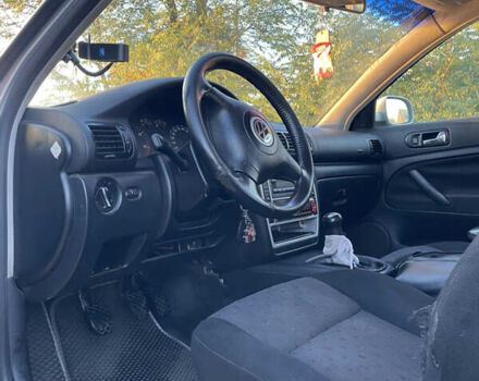 Серый Фольксваген Пассат, объемом двигателя 1.9 л и пробегом 366 тыс. км за 4200 $, фото 11 на Automoto.ua