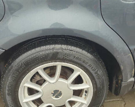 Сірий Фольксваген Пассат, об'ємом двигуна 1.78 л та пробігом 290 тис. км за 2800 $, фото 15 на Automoto.ua