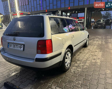 Серый Фольксваген Пассат, объемом двигателя 1.6 л и пробегом 170 тыс. км за 3599 $, фото 4 на Automoto.ua