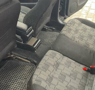 Сірий Фольксваген Пассат, об'ємом двигуна 1.78 л та пробігом 290 тис. км за 2800 $, фото 21 на Automoto.ua