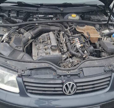 Сірий Фольксваген Пассат, об'ємом двигуна 1.78 л та пробігом 290 тис. км за 2800 $, фото 11 на Automoto.ua