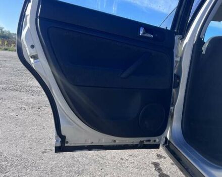 Серый Фольксваген Пассат, объемом двигателя 1.6 л и пробегом 287 тыс. км за 4000 $, фото 5 на Automoto.ua