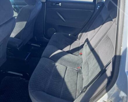 Серый Фольксваген Пассат, объемом двигателя 1.6 л и пробегом 287 тыс. км за 4000 $, фото 4 на Automoto.ua