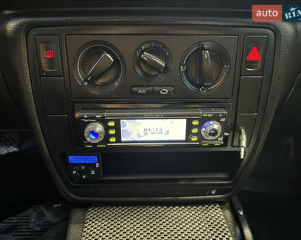 Серый Фольксваген Пассат, объемом двигателя 1.6 л и пробегом 170 тыс. км за 3599 $, фото 14 на Automoto.ua