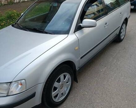 Серый Фольксваген Пассат, объемом двигателя 1.6 л и пробегом 187 тыс. км за 3500 $, фото 4 на Automoto.ua