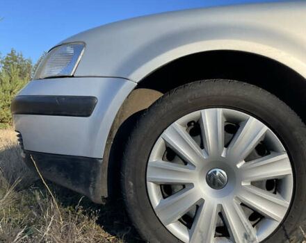 Серый Фольксваген Пассат, объемом двигателя 1.9 л и пробегом 366 тыс. км за 4200 $, фото 3 на Automoto.ua