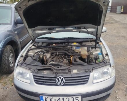 Серый Фольксваген Пассат, объемом двигателя 1.9 л и пробегом 261 тыс. км за 2800 $, фото 5 на Automoto.ua