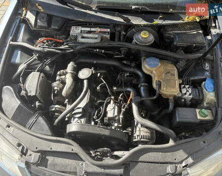 Сірий Фольксваген Пассат, об'ємом двигуна 1.9 л та пробігом 483 тис. км за 3700 $, фото 4 на Automoto.ua