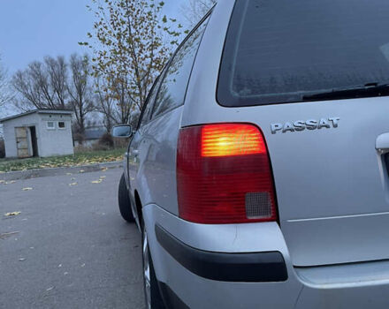 Серый Фольксваген Пассат, объемом двигателя 1.8 л и пробегом 375 тыс. км за 3200 $, фото 2 на Automoto.ua