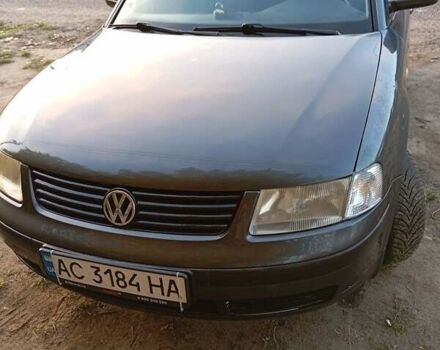 Серый Фольксваген Пассат, объемом двигателя 1.8 л и пробегом 185 тыс. км за 4000 $, фото 5 на Automoto.ua