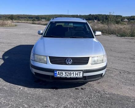 Серый Фольксваген Пассат, объемом двигателя 1.6 л и пробегом 287 тыс. км за 4000 $, фото 7 на Automoto.ua