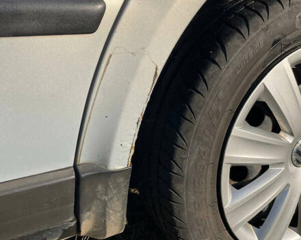 Серый Фольксваген Пассат, объемом двигателя 1.9 л и пробегом 366 тыс. км за 4200 $, фото 12 на Automoto.ua