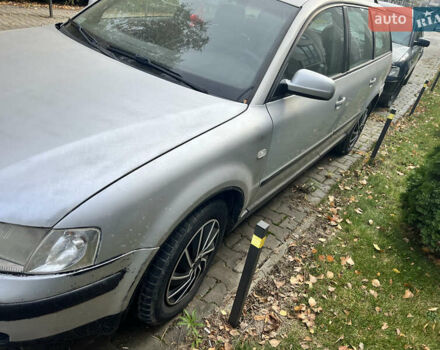 Серый Фольксваген Пассат, объемом двигателя 1.9 л и пробегом 299 тыс. км за 2200 $, фото 6 на Automoto.ua