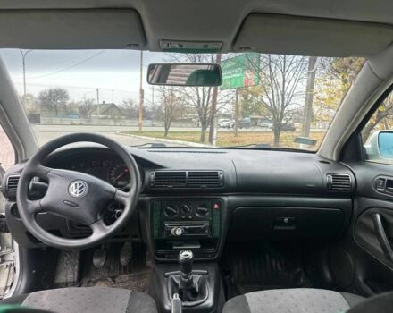 Серый Фольксваген Пассат, объемом двигателя 1.9 л и пробегом 370 тыс. км за 2299 $, фото 7 на Automoto.ua