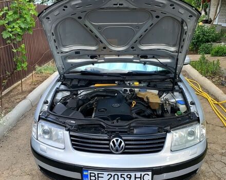 Серый Фольксваген Пассат, объемом двигателя 1.6 л и пробегом 190 тыс. км за 6000 $, фото 4 на Automoto.ua