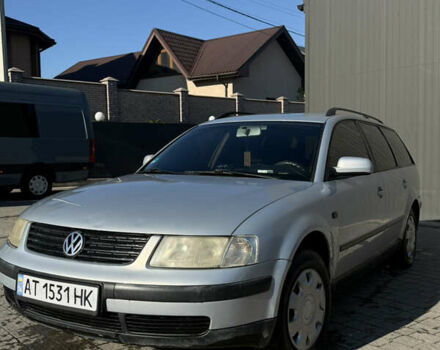 Серый Фольксваген Пассат, объемом двигателя 1.6 л и пробегом 284 тыс. км за 3800 $, фото 28 на Automoto.ua