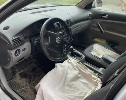 Серый Фольксваген Пассат, объемом двигателя 1.9 л и пробегом 336 тыс. км за 2500 $, фото 7 на Automoto.ua