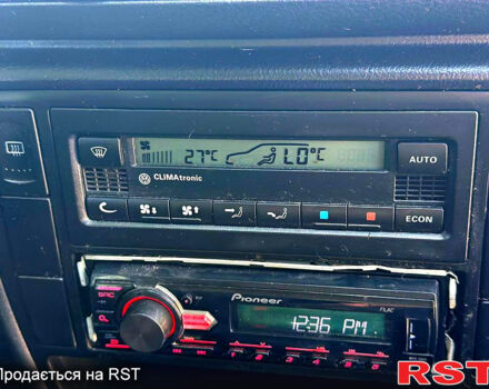 Сірий Фольксваген Пассат, об'ємом двигуна 1.9 л та пробігом 200 тис. км за 3999 $, фото 10 на Automoto.ua