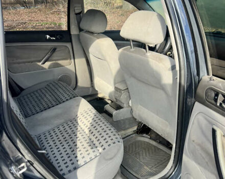 Серый Фольксваген Пассат, объемом двигателя 1.9 л и пробегом 350 тыс. км за 3300 $, фото 5 на Automoto.ua