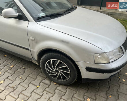 Серый Фольксваген Пассат, объемом двигателя 1.9 л и пробегом 299 тыс. км за 2200 $, фото 1 на Automoto.ua