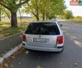 Серый Фольксваген Пассат, объемом двигателя 1.6 л и пробегом 350 тыс. км за 2700 $, фото 3 на Automoto.ua