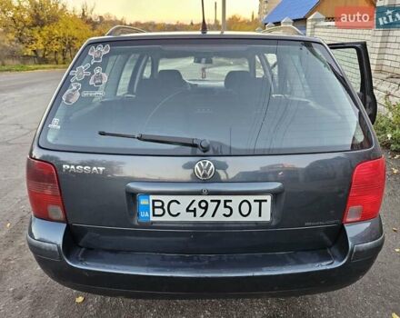 Сірий Фольксваген Пассат, об'ємом двигуна 1.8 л та пробігом 178 тис. км за 3500 $, фото 3 на Automoto.ua