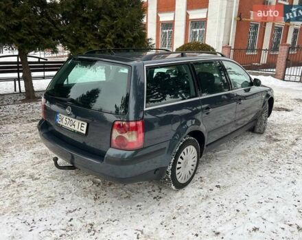 Сірий Фольксваген Пассат, об'ємом двигуна 1.6 л та пробігом 232 тис. км за 4100 $, фото 11 на Automoto.ua