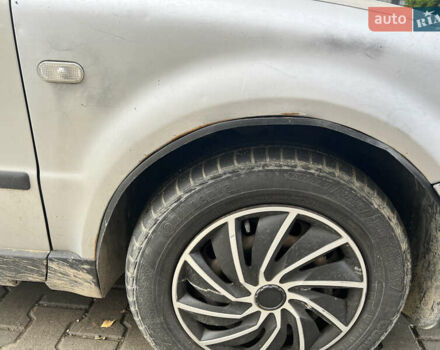 Серый Фольксваген Пассат, объемом двигателя 1.9 л и пробегом 299 тыс. км за 2200 $, фото 2 на Automoto.ua