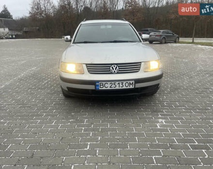 Серый Фольксваген Пассат, объемом двигателя 1.6 л и пробегом 345 тыс. км за 2450 $, фото 2 на Automoto.ua