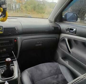 Серый Фольксваген Пассат, объемом двигателя 1.8 л и пробегом 385 тыс. км за 3600 $, фото 3 на Automoto.ua