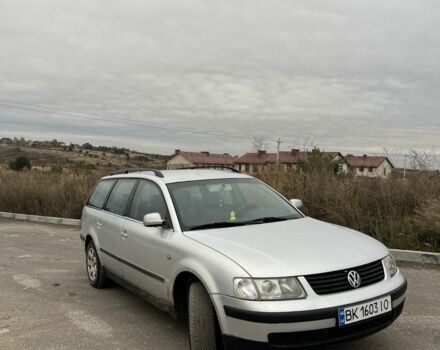 Серый Фольксваген Пассат, объемом двигателя 1.9 л и пробегом 438 тыс. км за 2500 $, фото 2 на Automoto.ua