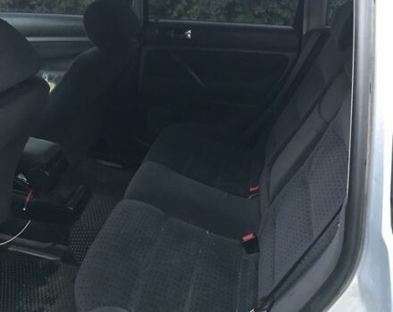 Серый Фольксваген Пассат, объемом двигателя 1.6 л и пробегом 350 тыс. км за 2800 $, фото 5 на Automoto.ua