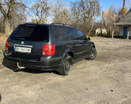 Серый Фольксваген Пассат, объемом двигателя 1.9 л и пробегом 350 тыс. км за 3300 $, фото 1 на Automoto.ua