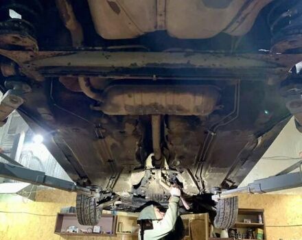 Серый Фольксваген Пассат, объемом двигателя 1.9 л и пробегом 350 тыс. км за 4050 $, фото 8 на Automoto.ua